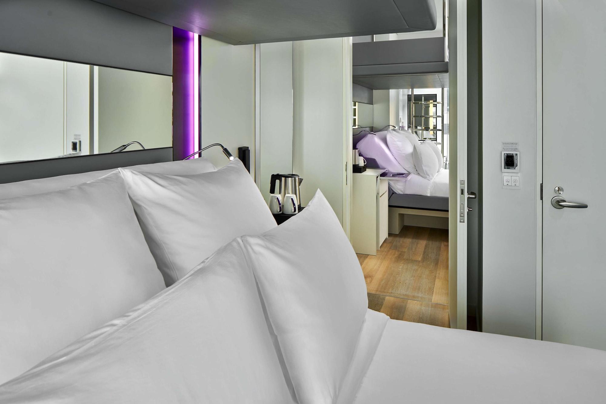 Yotel Singapore Orchard Road Exterior photo